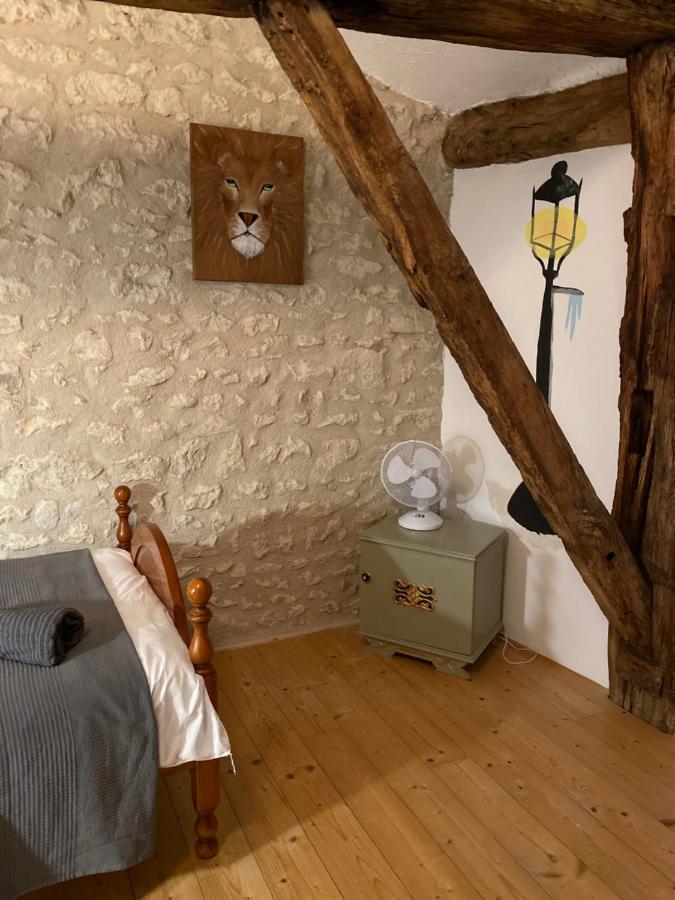 Métairie des Gâcheries Champagne-et-Fontaine Extérieur photo