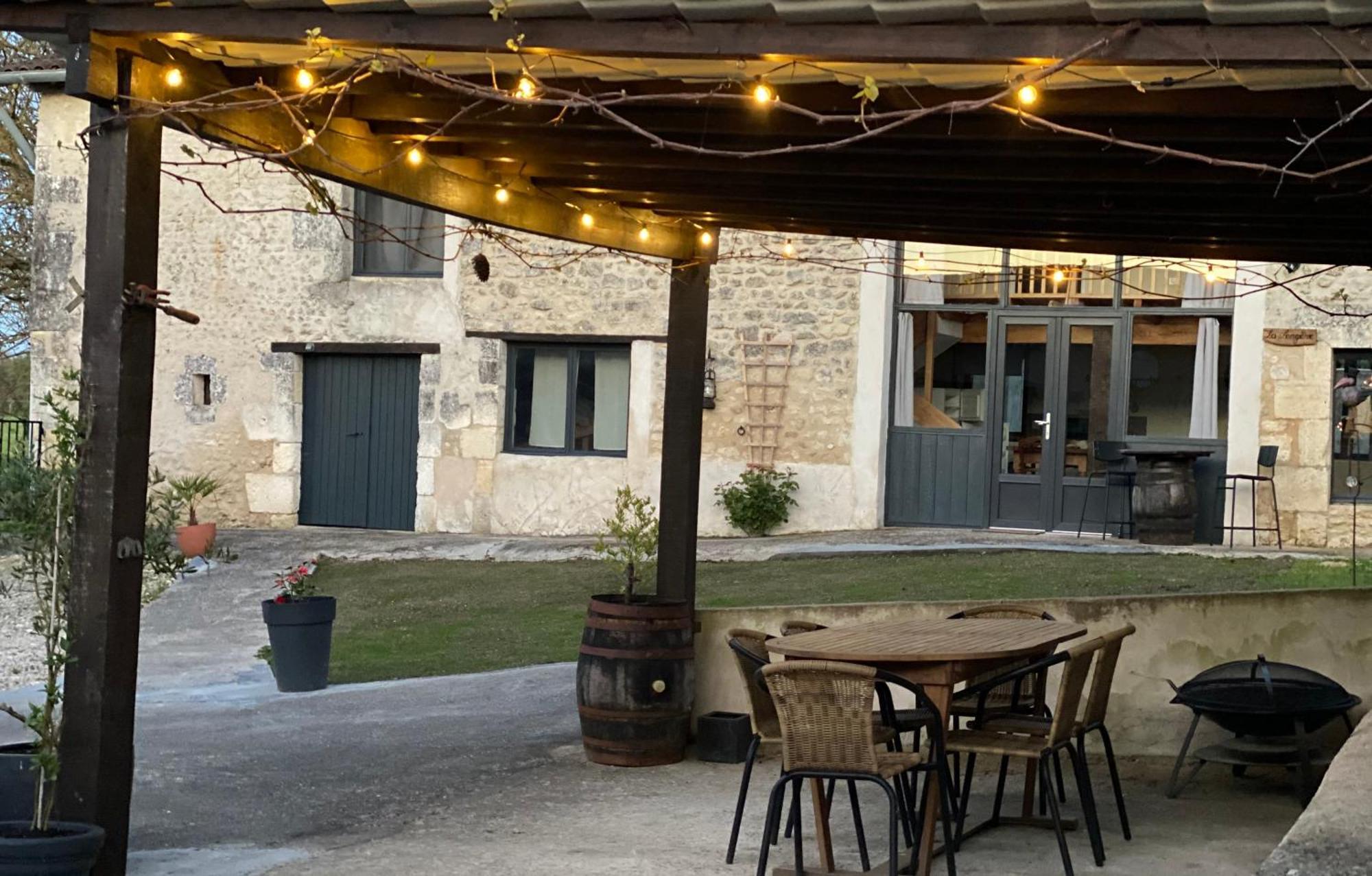 Métairie des Gâcheries Champagne-et-Fontaine Extérieur photo