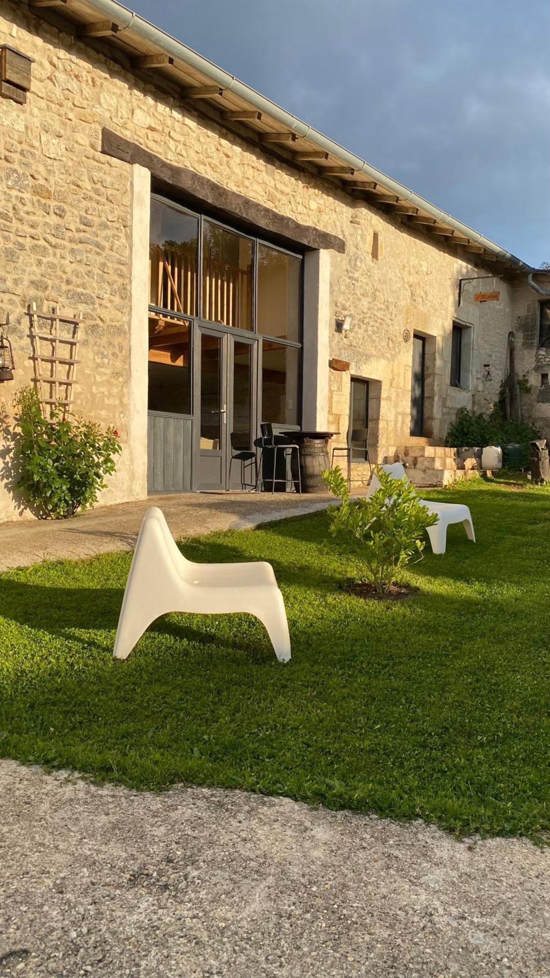 Métairie des Gâcheries Champagne-et-Fontaine Extérieur photo